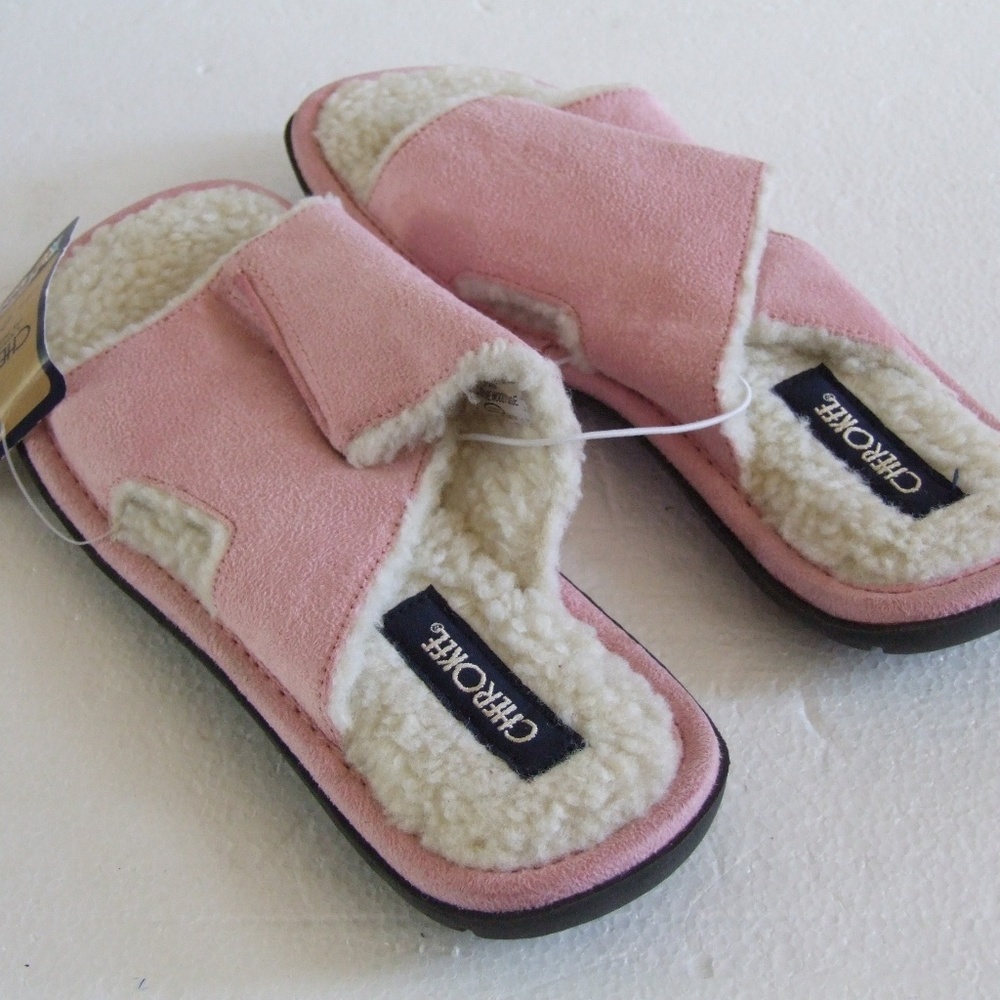 Cherokee Pink Wooly Sliders Slippers Size 4 NWT